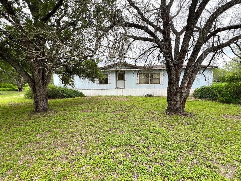 10 acres in Live Oak County