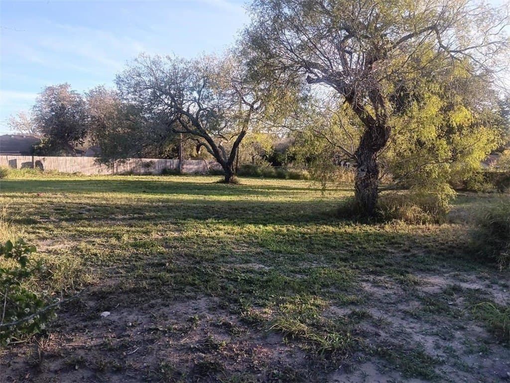 0.25 acres in Nueces County
