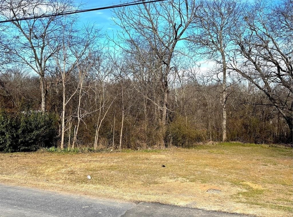 0.65 acres in Ellis County gallery image 3