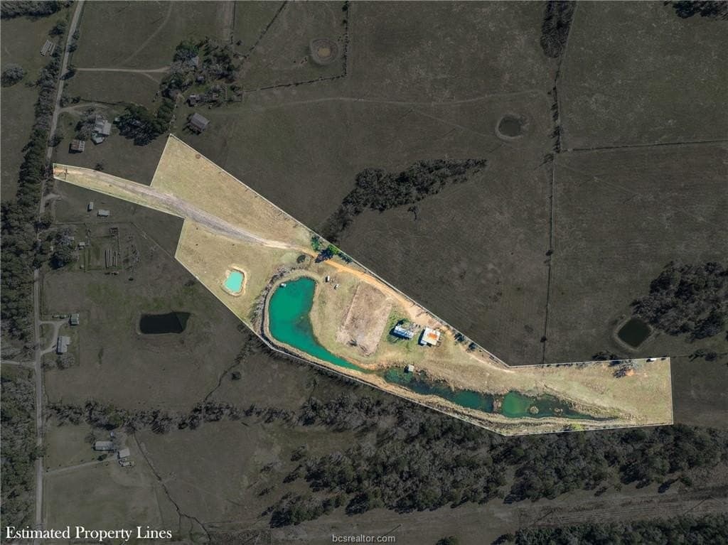 18.97 acres in Grimes County