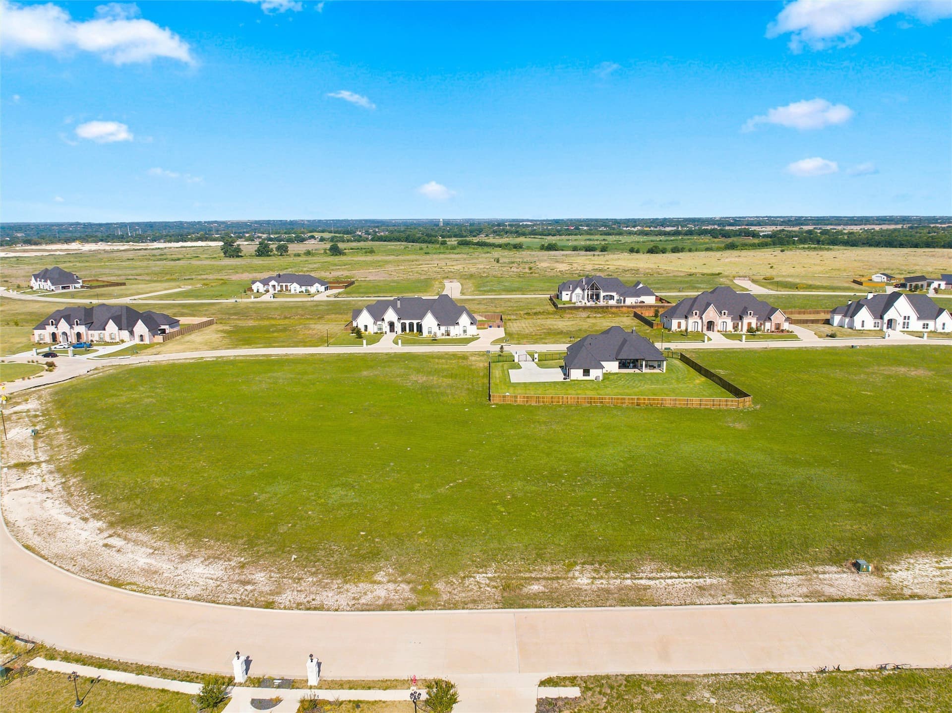 1.01 acres in McLennan County - photo 4