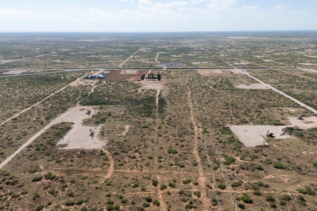 10 acres in Andrews County - photo 6