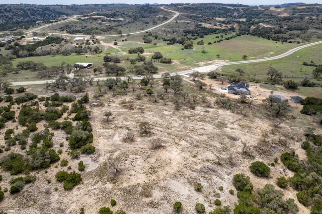 5 acres in Blanco County gallery image 3