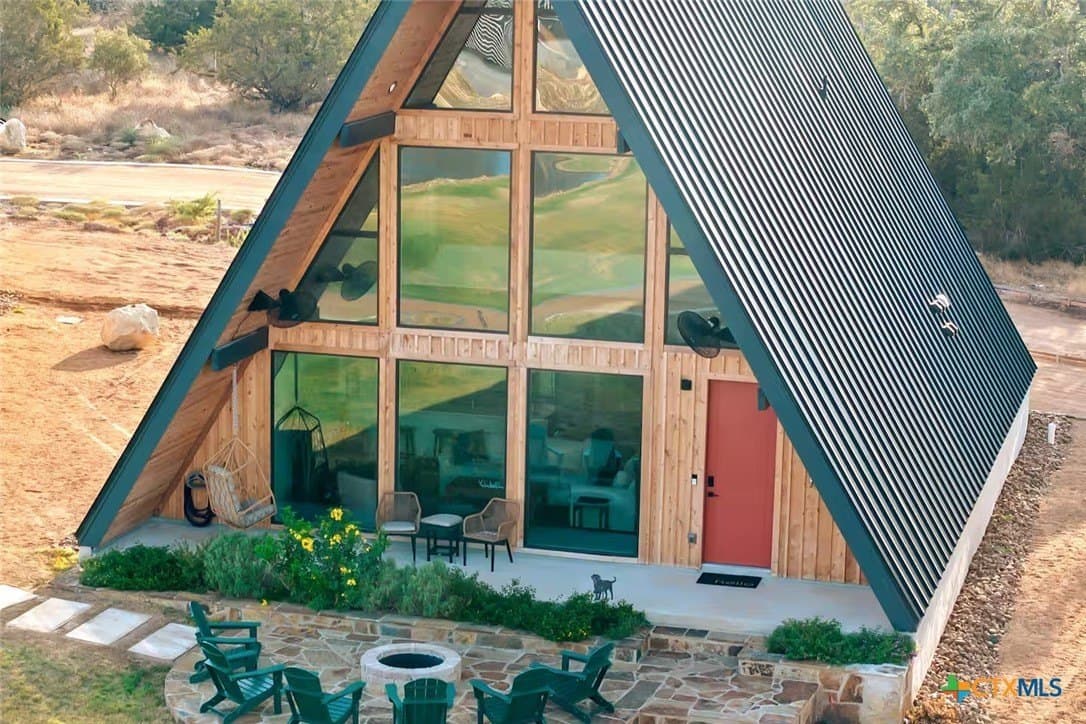 17 acres in Comal County gallery image 3