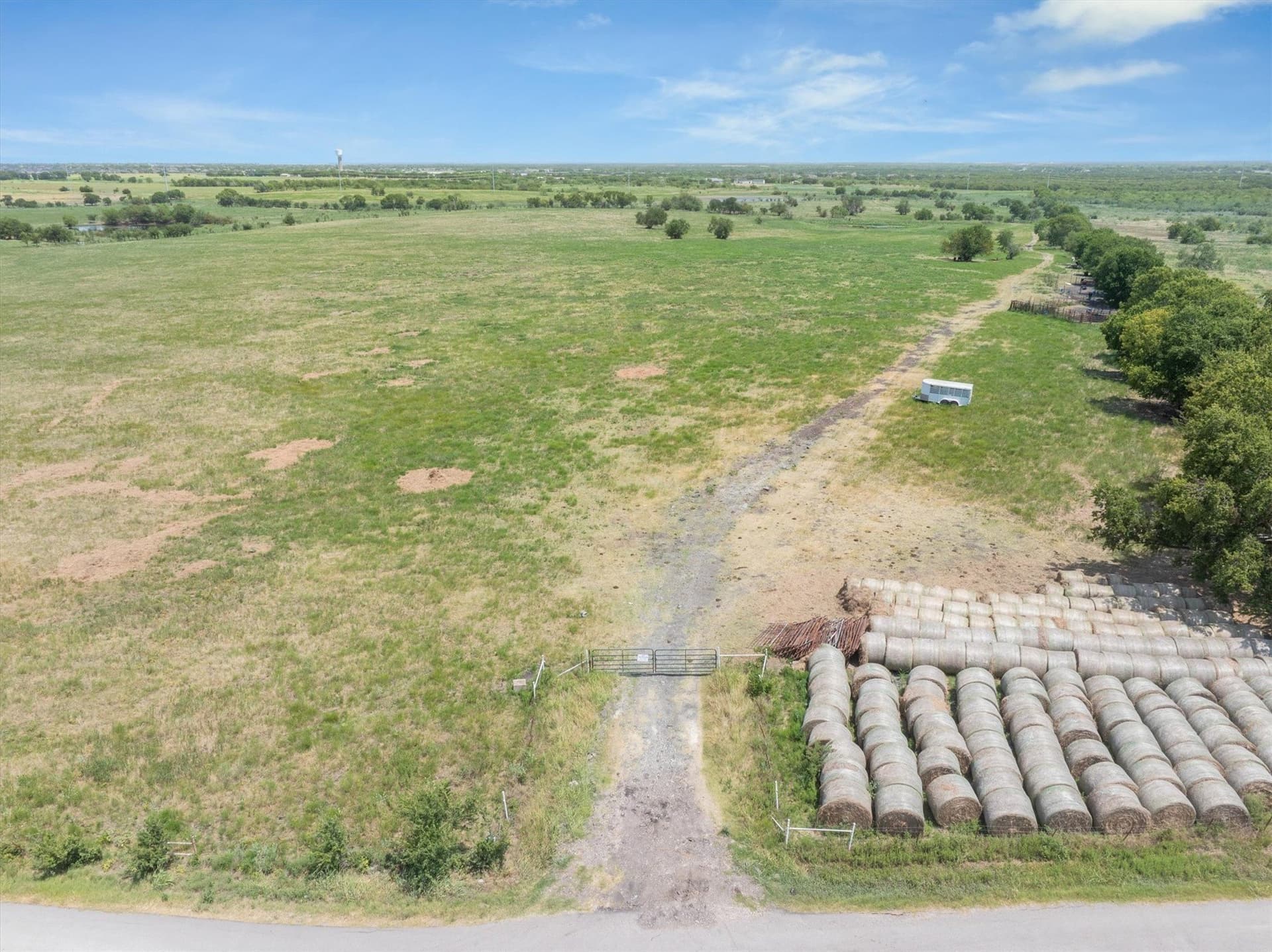 218.36 acres in Kaufman County - photo 5
