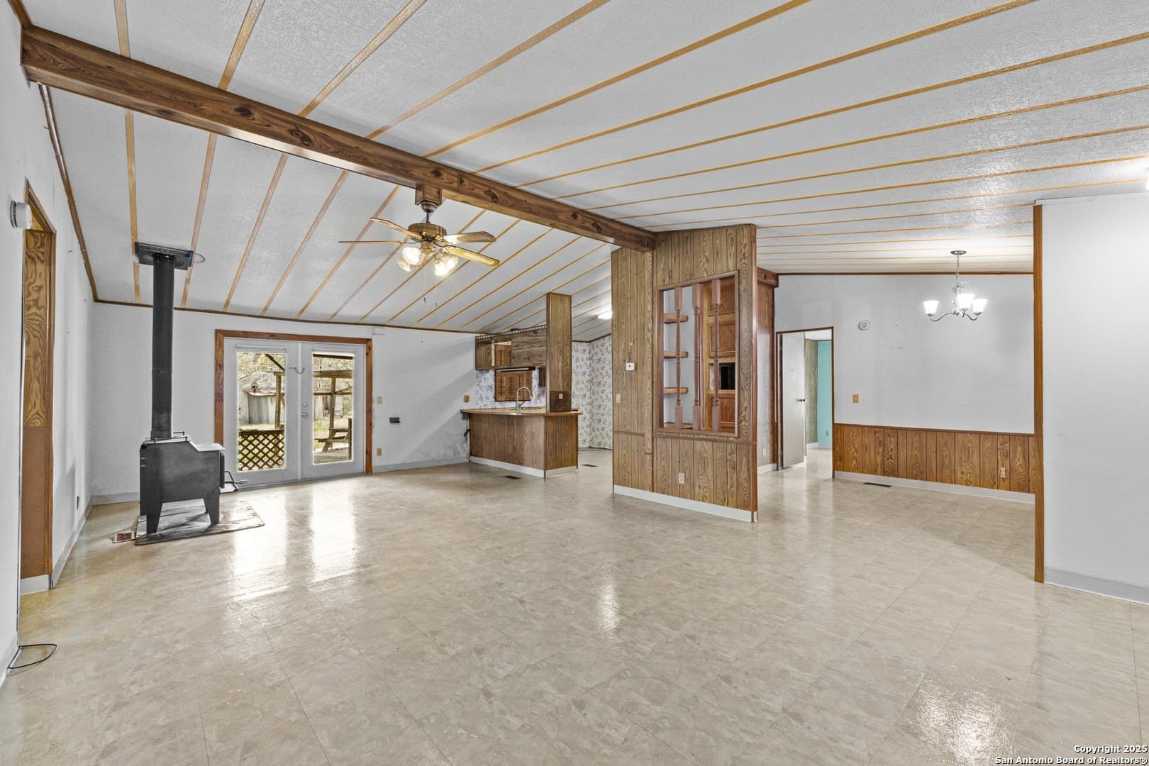 10 acres in Guadalupe County - photo 16