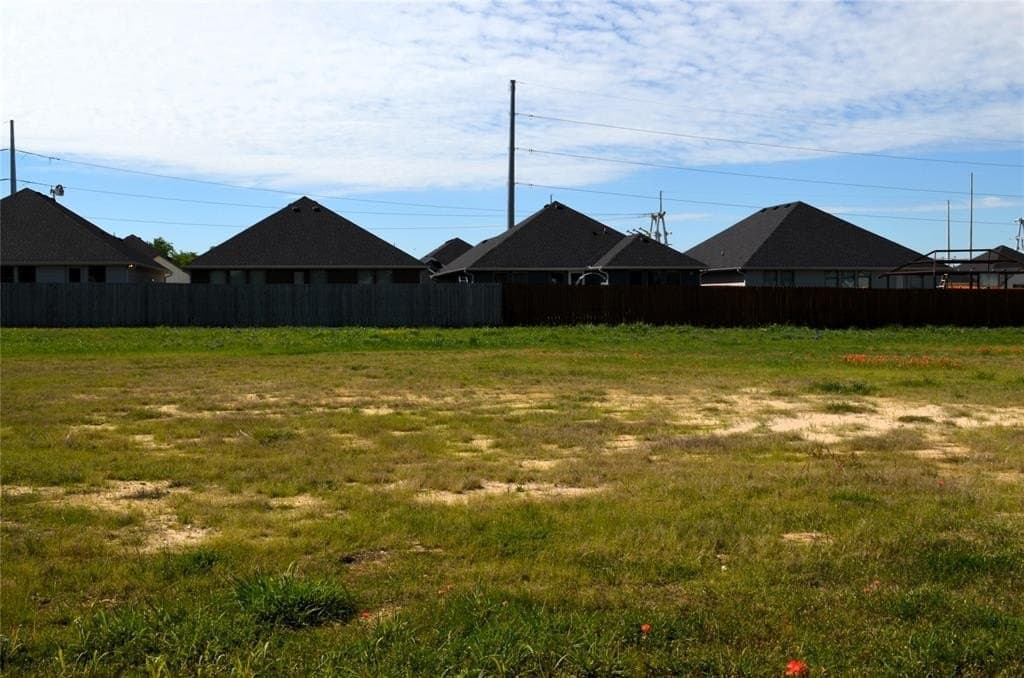 0.12 acres in Kaufman County gallery image 2