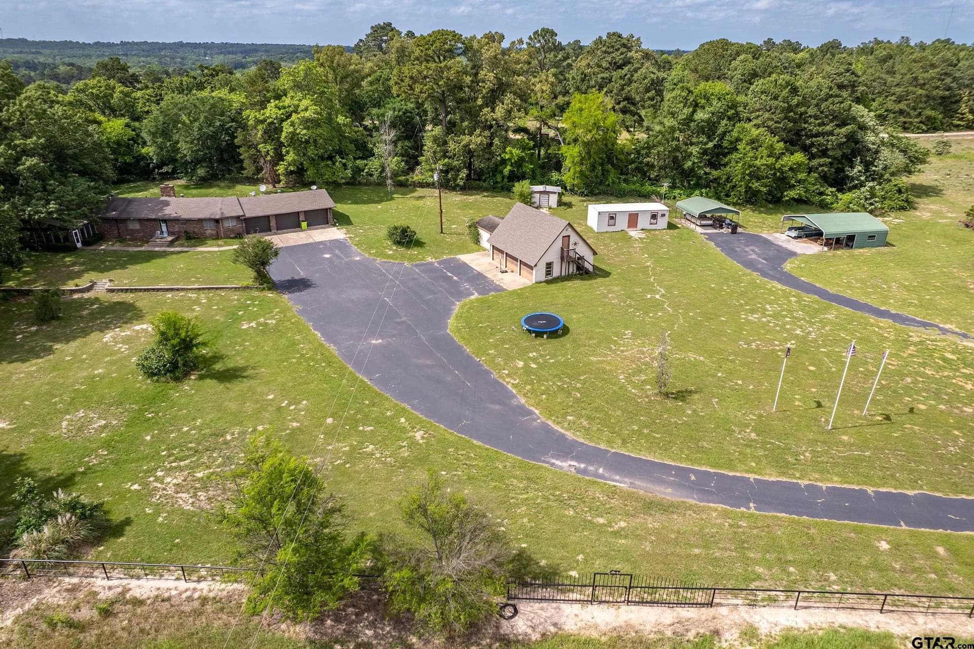 106.59 acres in Smith County - photo 7