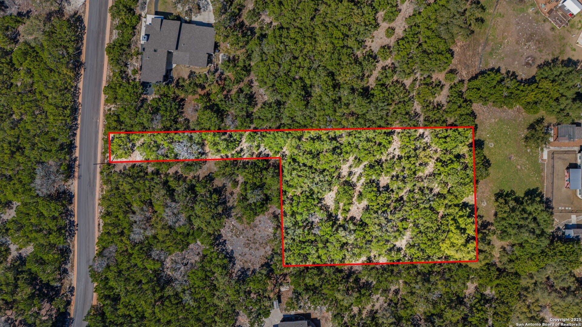 1.09 acres in Comal County gallery image 2