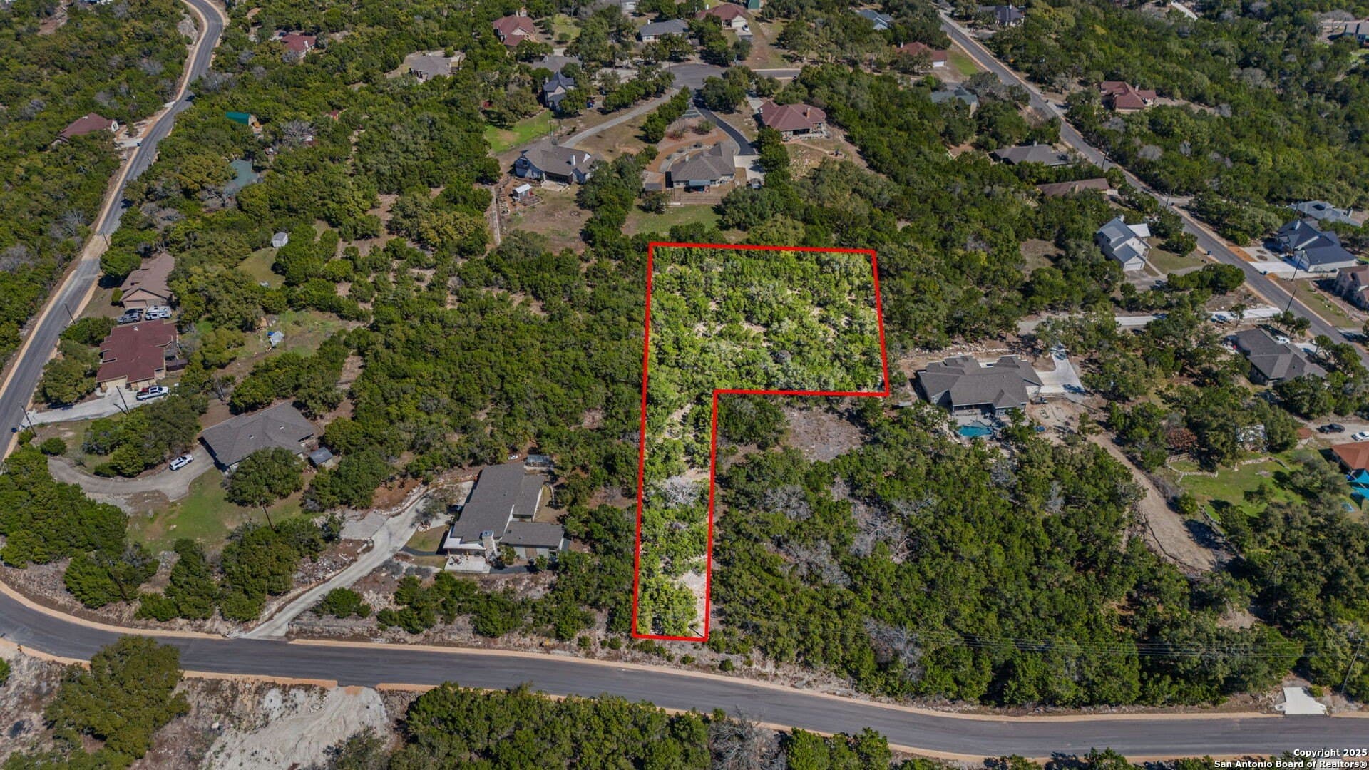 1.09 acres in Comal County - photo 6
