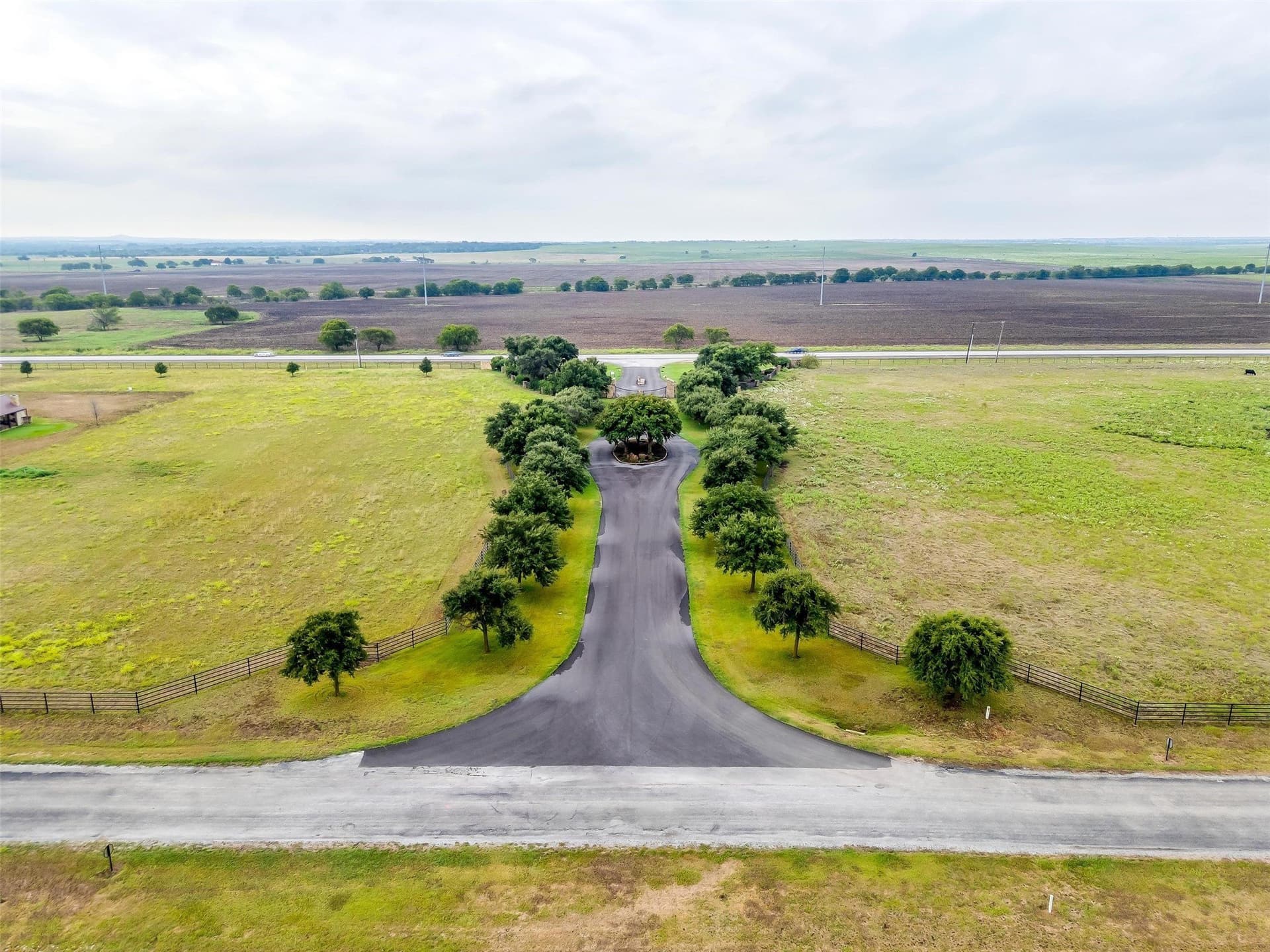 12.67 acres in Tarrant County - photo 24