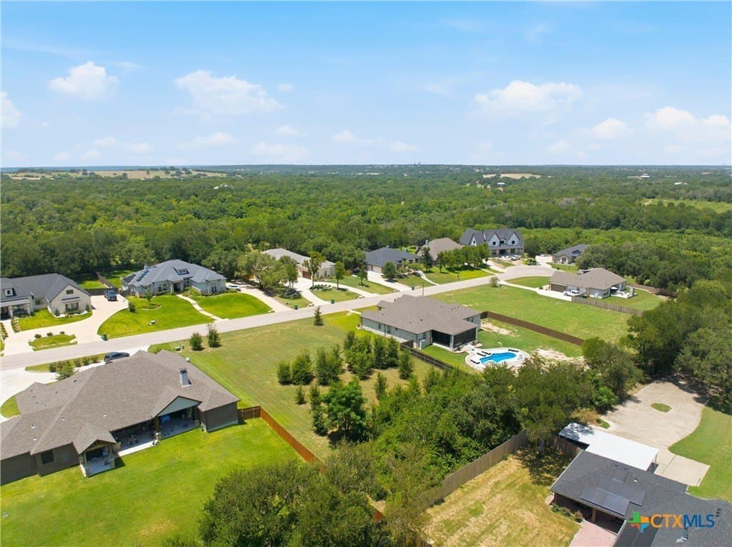 0.58 acres in Bell County - photo 6