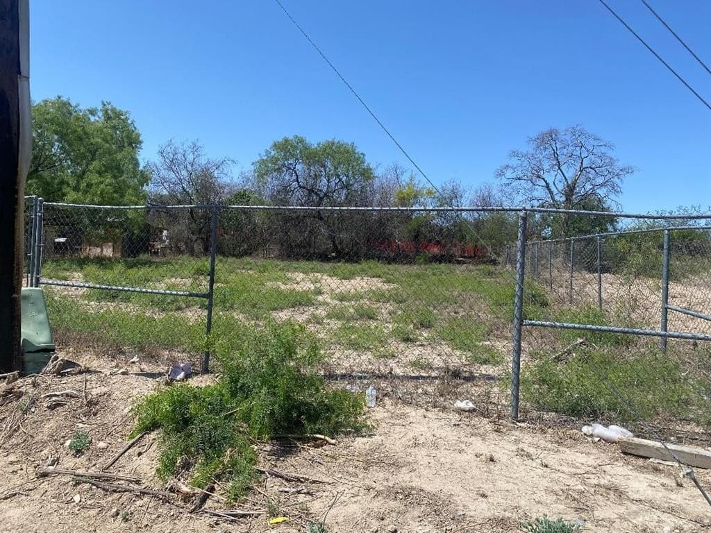 0.3 acres in Maverick County - photo 12
