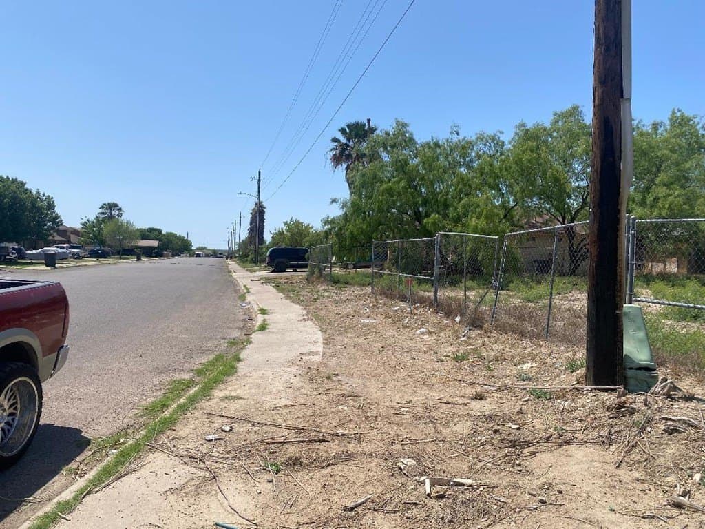 0.3 acres in Maverick County - photo 8