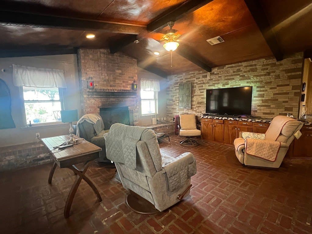 2 acres in Austin County featured view