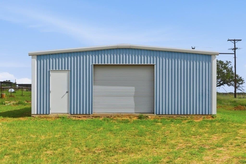 1 acres in Howard County gallery image 2