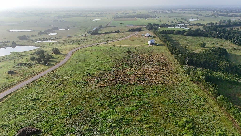 6.1 acres in Fayette County - photo 5