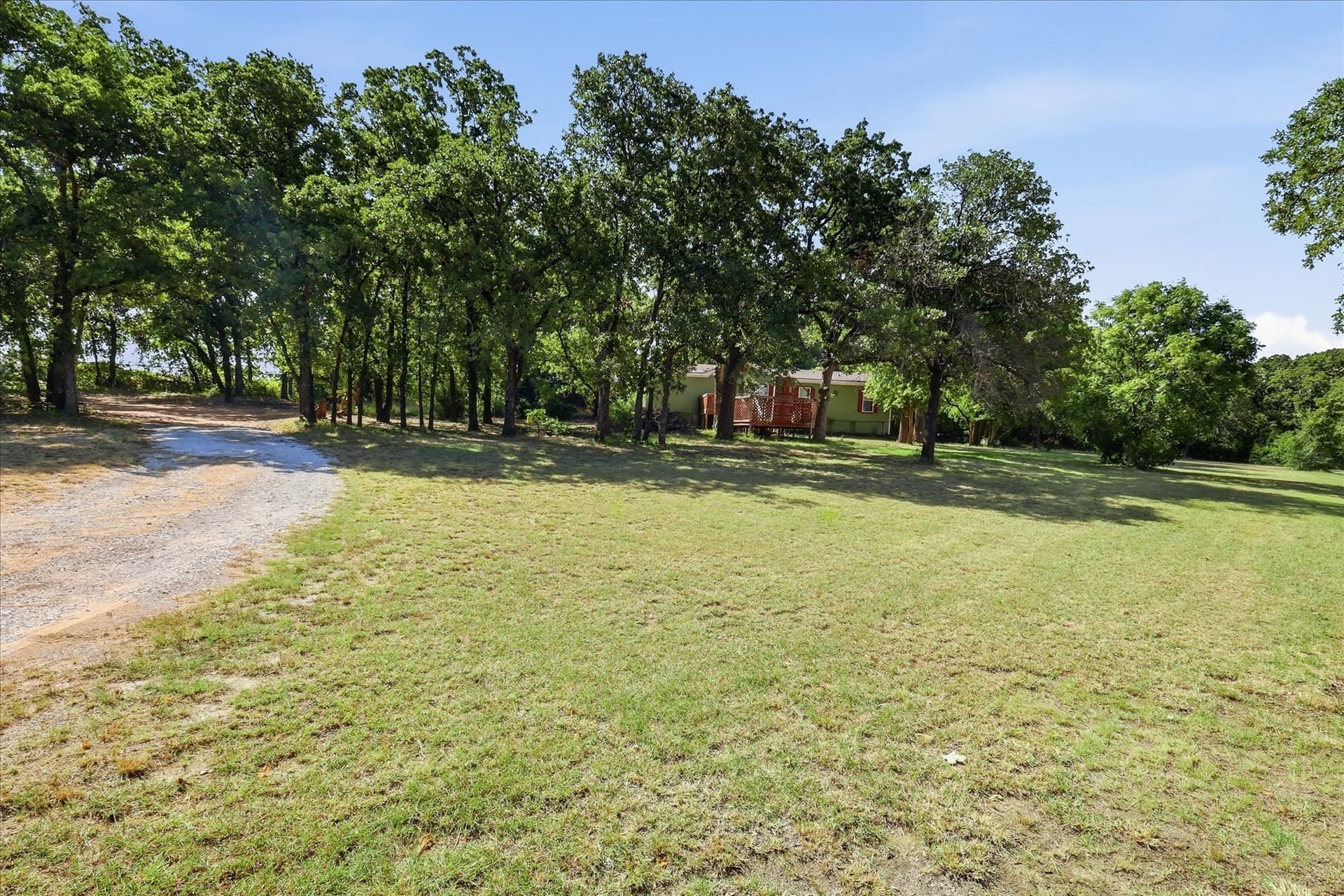 4.38 acres in Denton County gallery image 3