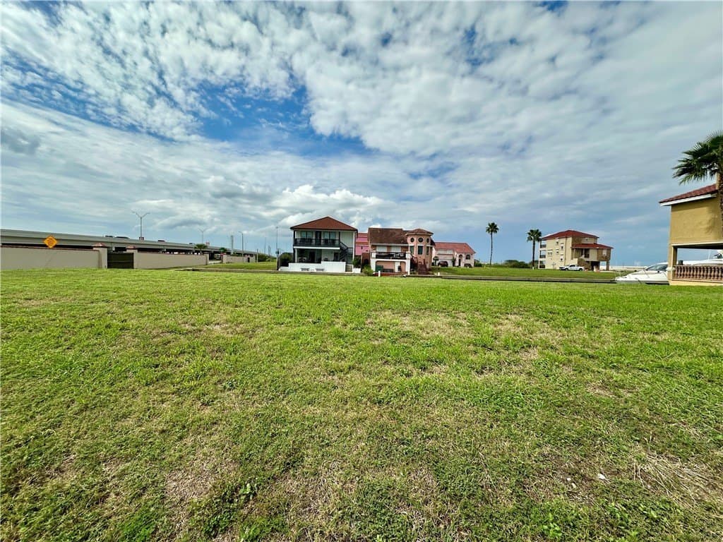 0.08 acres in Nueces County - photo 13