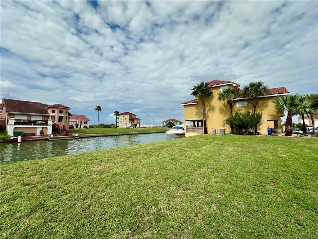 0.08 acres in Nueces County - photo 10