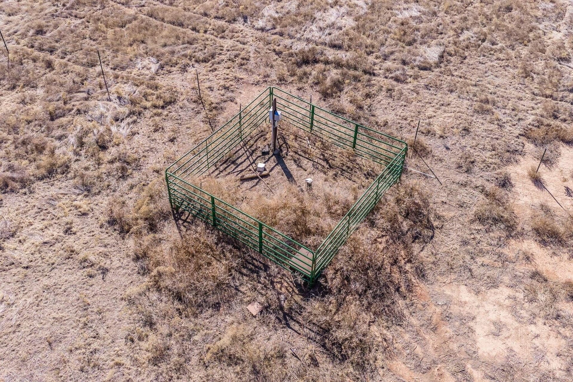 12.68 acres in Roberts County gallery image 2