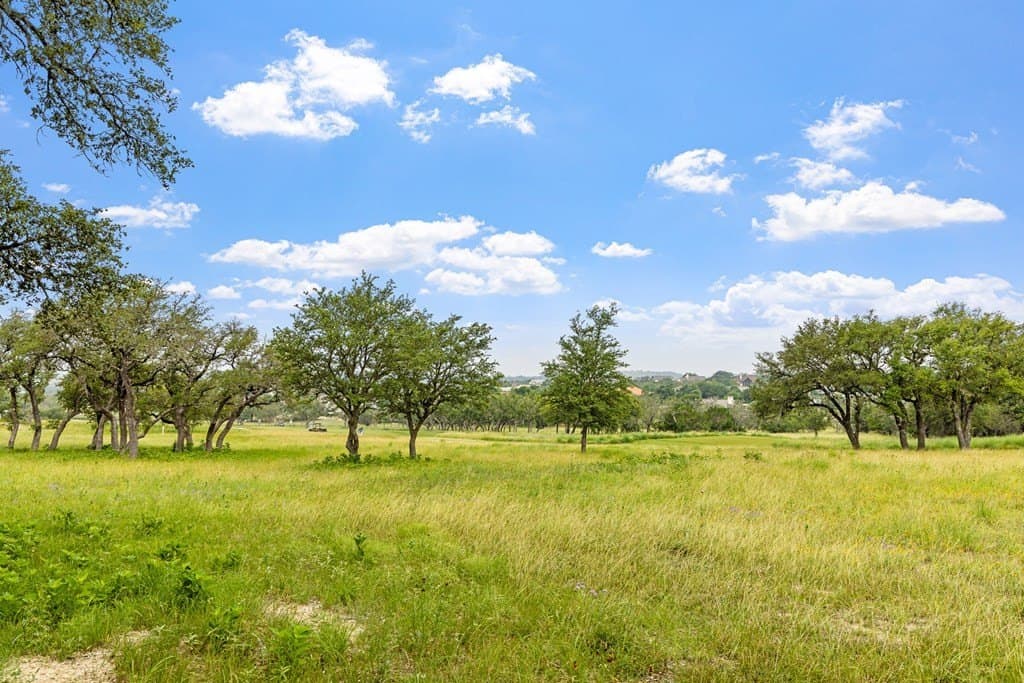 0.38 acres in Kerr County gallery image 4