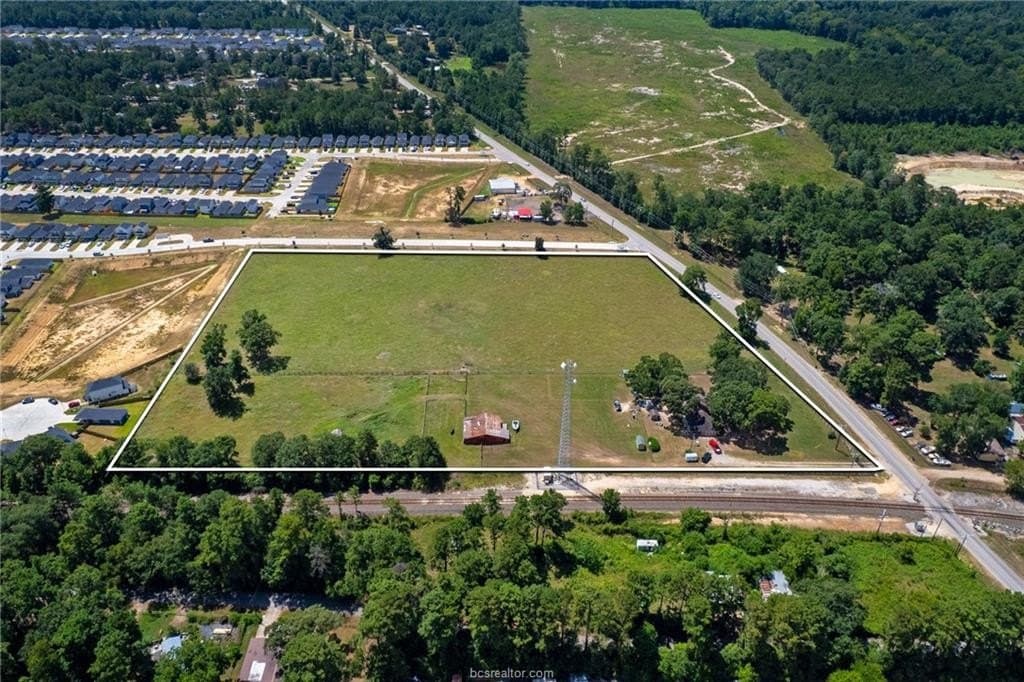 10.5 acres in Montgomery County - photo 8
