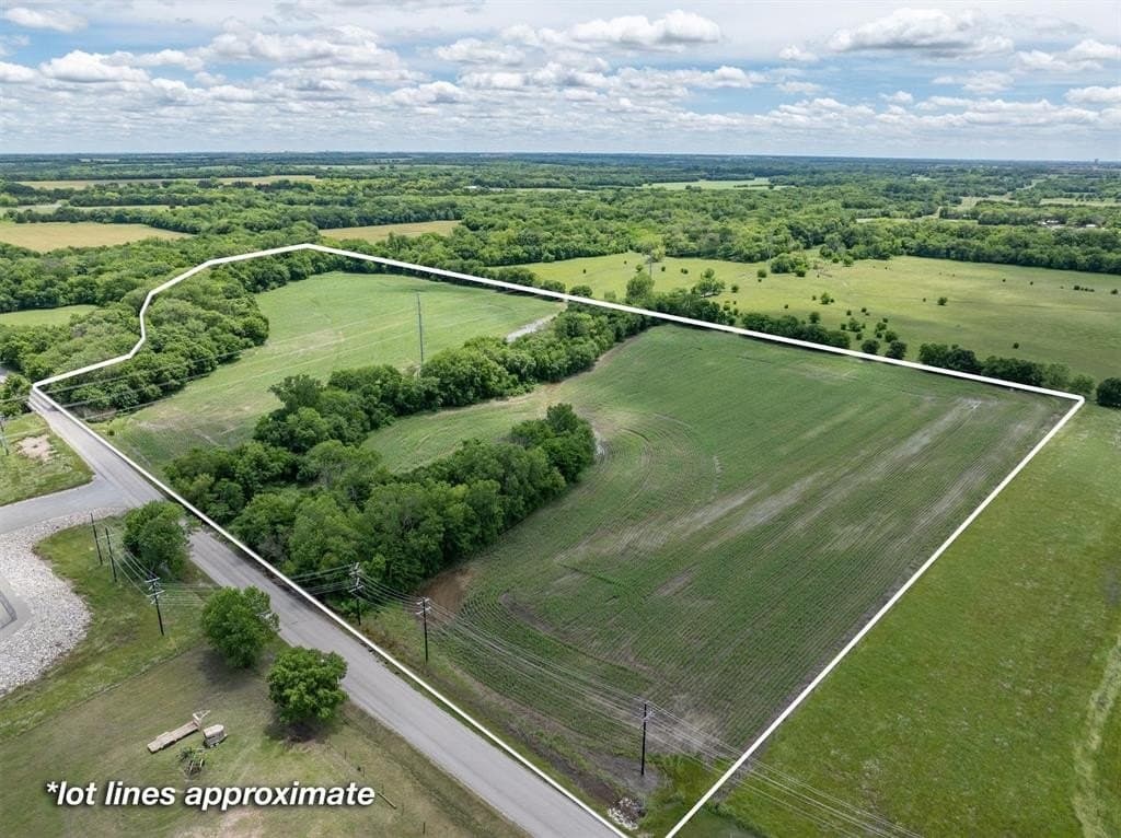 28.28 acres in Collin County