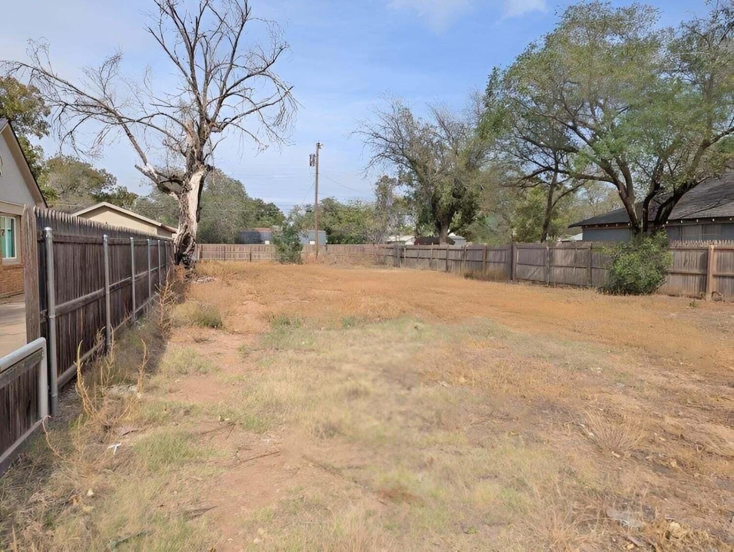 0.16 acres in Lubbock County
