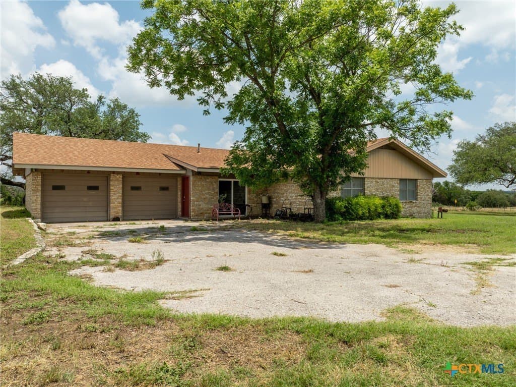 516.08 acres in Coryell County - photo 2