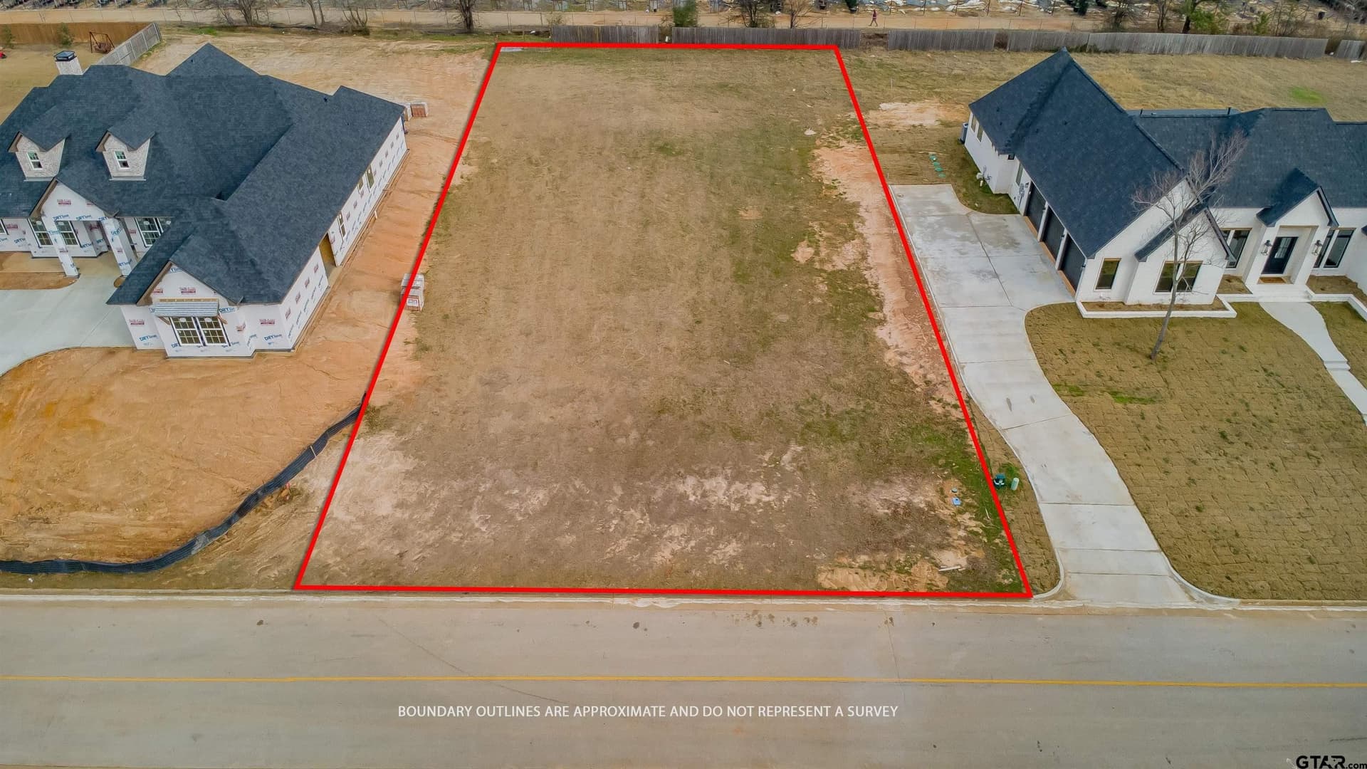 0.5 acres in Smith County