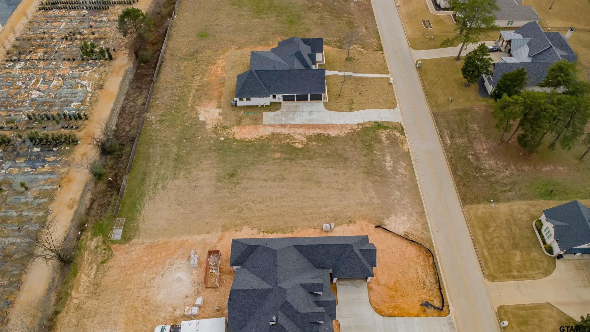 0.5 acres in Smith County - photo 6