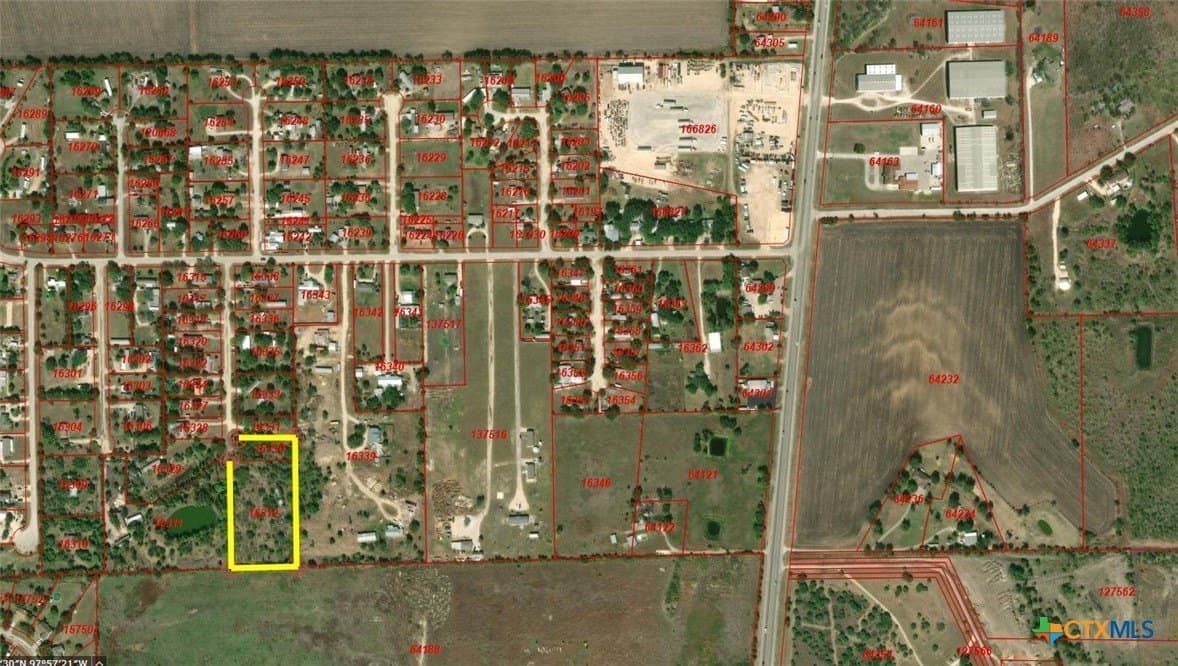 3.21 acres in Guadalupe County gallery image 2