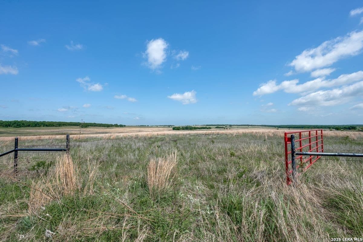 10.18 acres in Clay County
