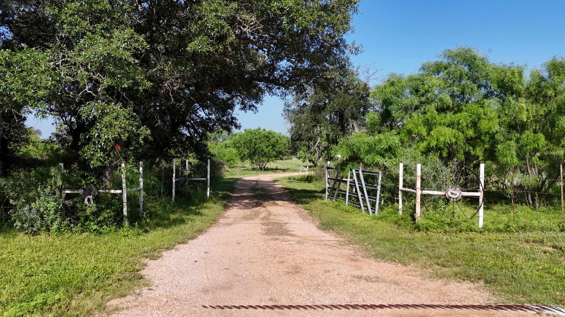 10.13 acres in Llano County gallery image 4