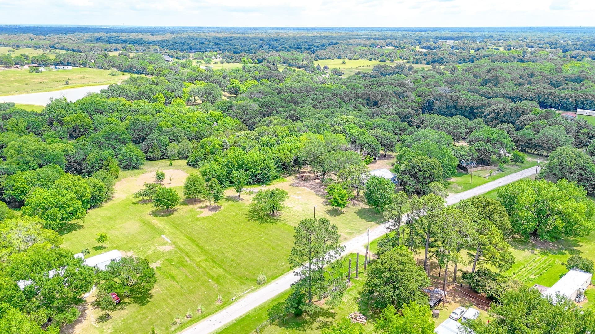 0.42 acres in Kaufman County - photo 16