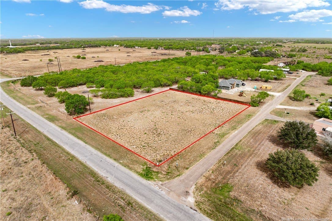 1.02 acres in Kleberg County