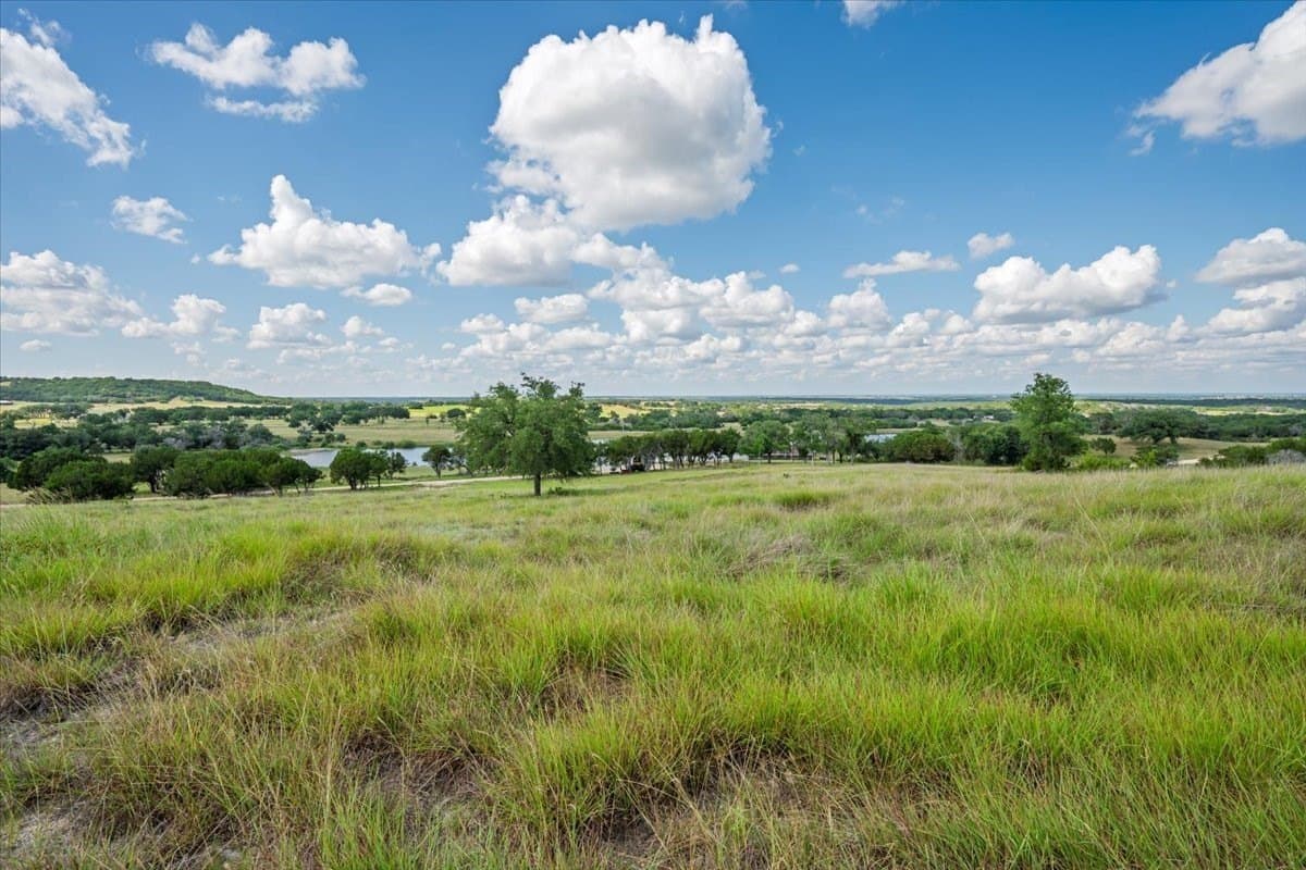 563.17 acres in Coryell County - photo 33