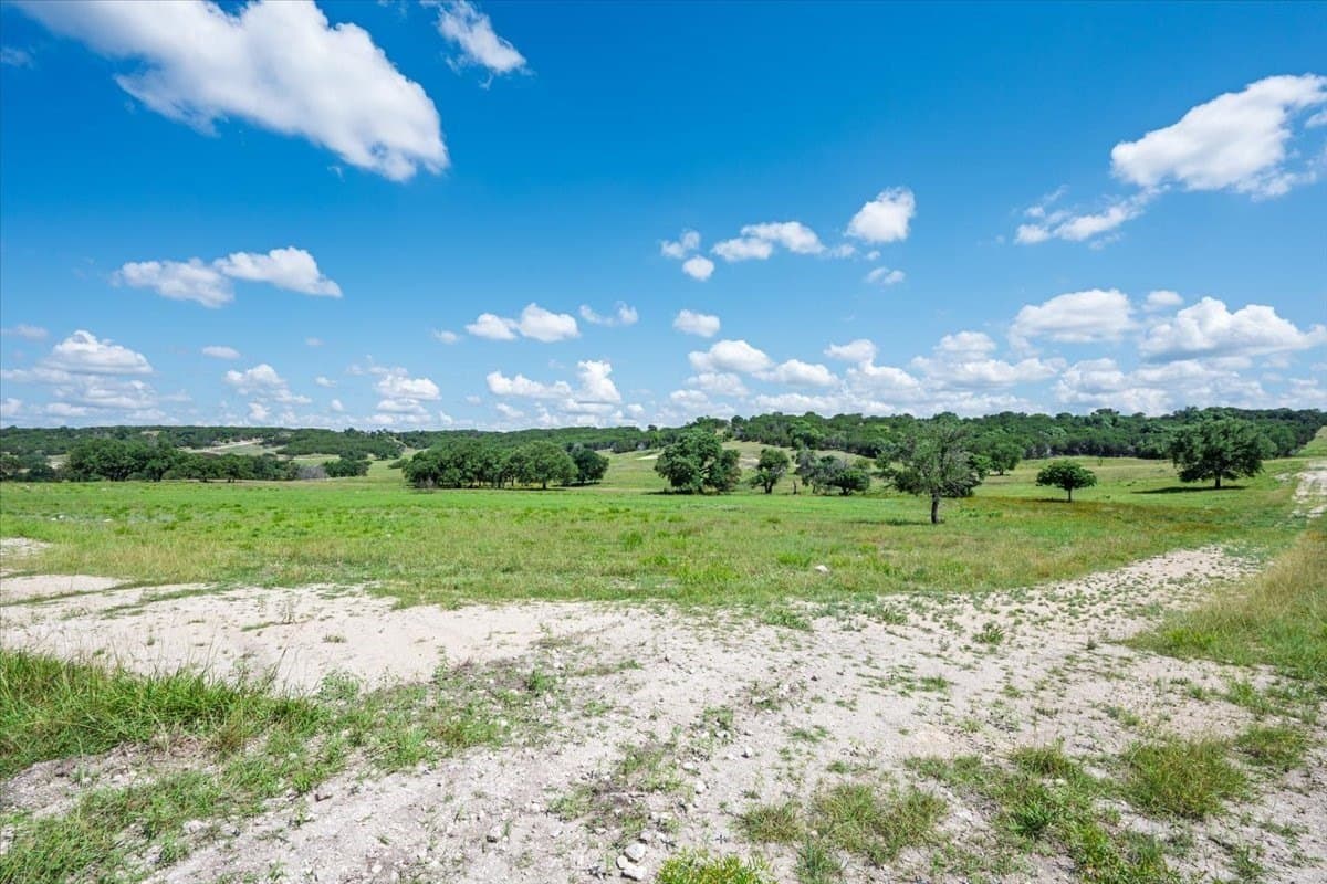 563.17 acres in Coryell County - photo 25