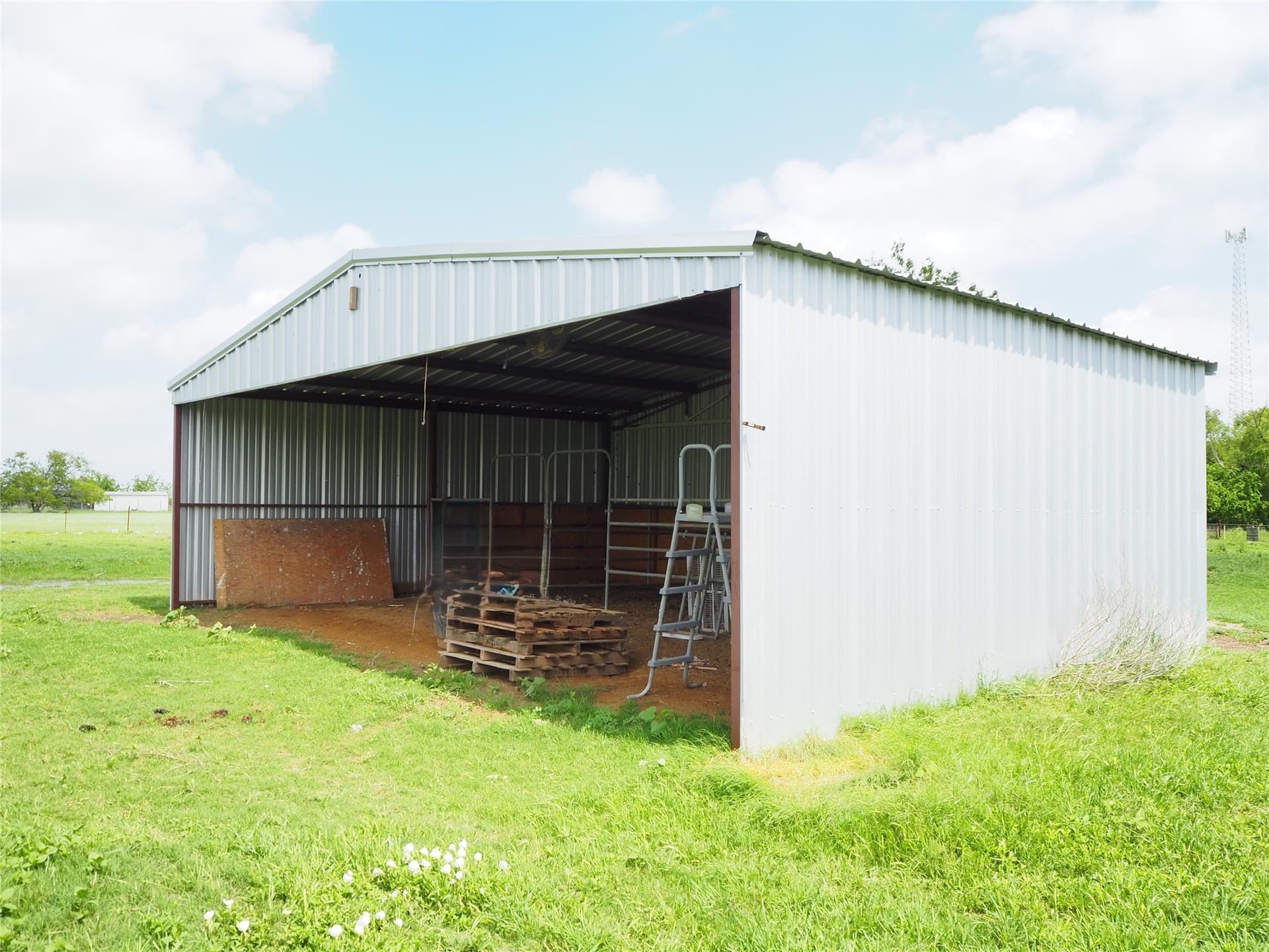 5.25 acres in Denton County - photo 9