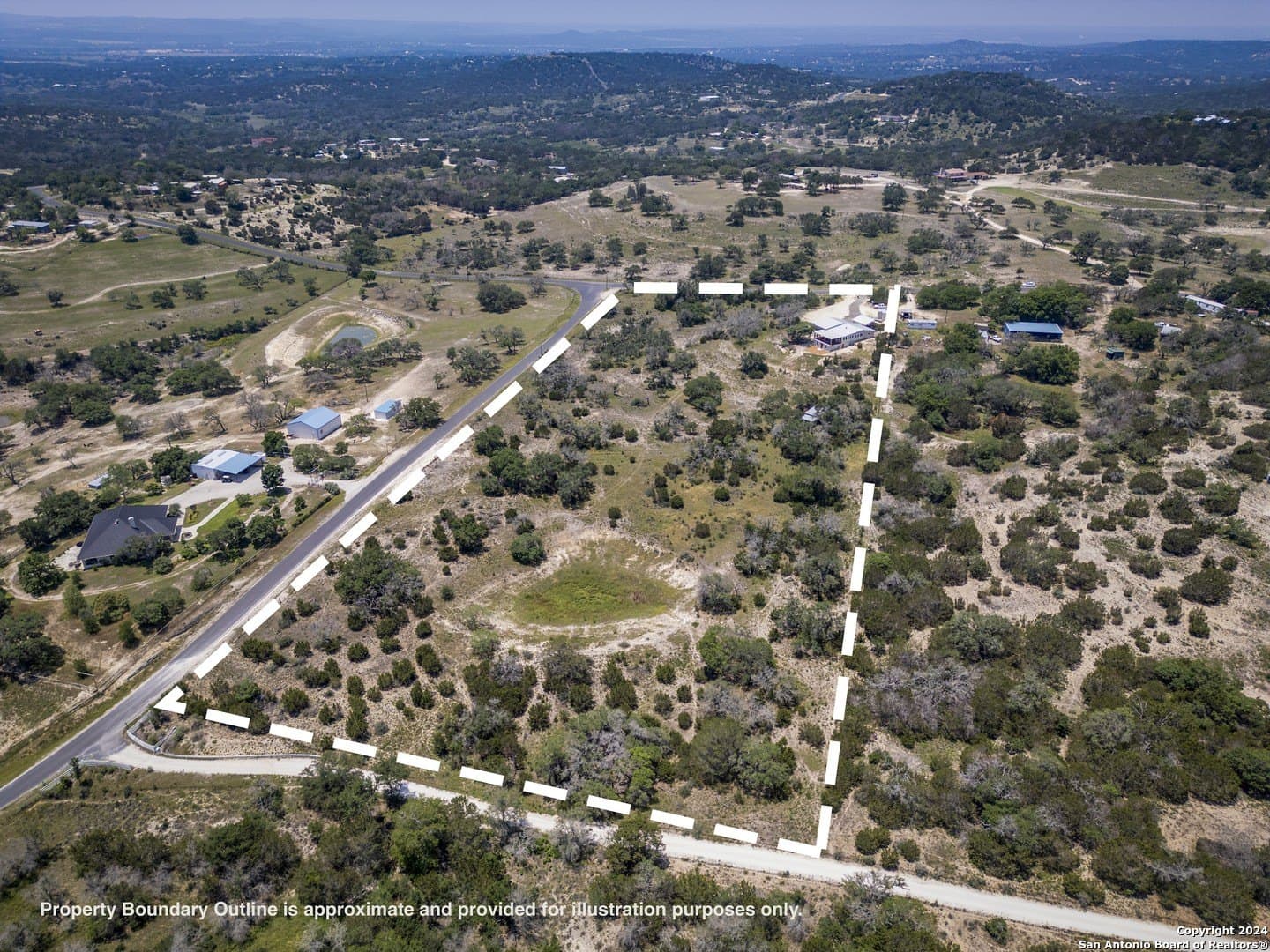 10 acres in Kerr County gallery image 2