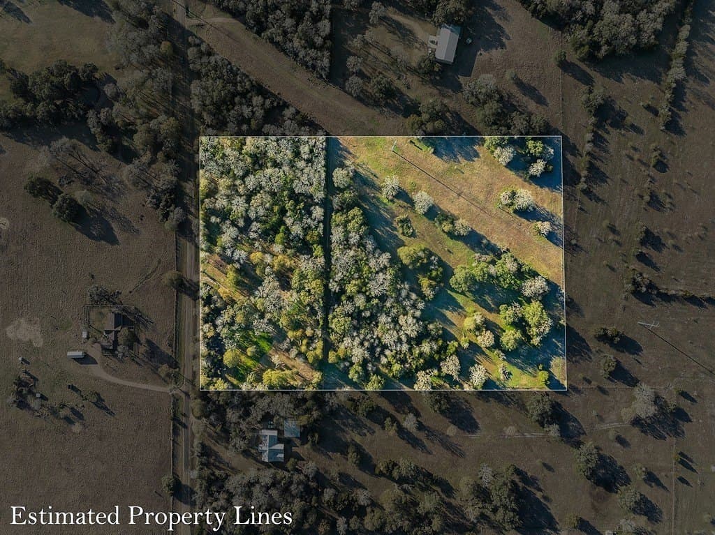 15 acres in Colorado County - photo 22