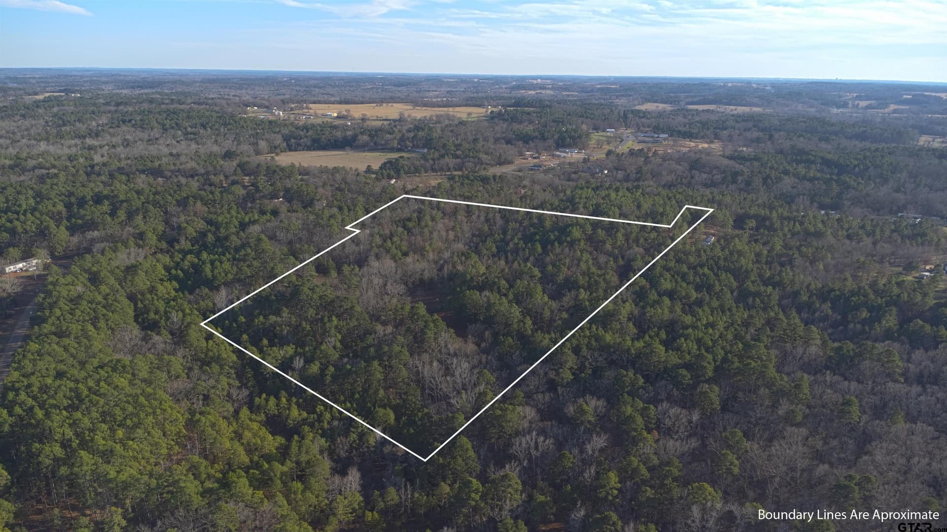15 acres in Smith County