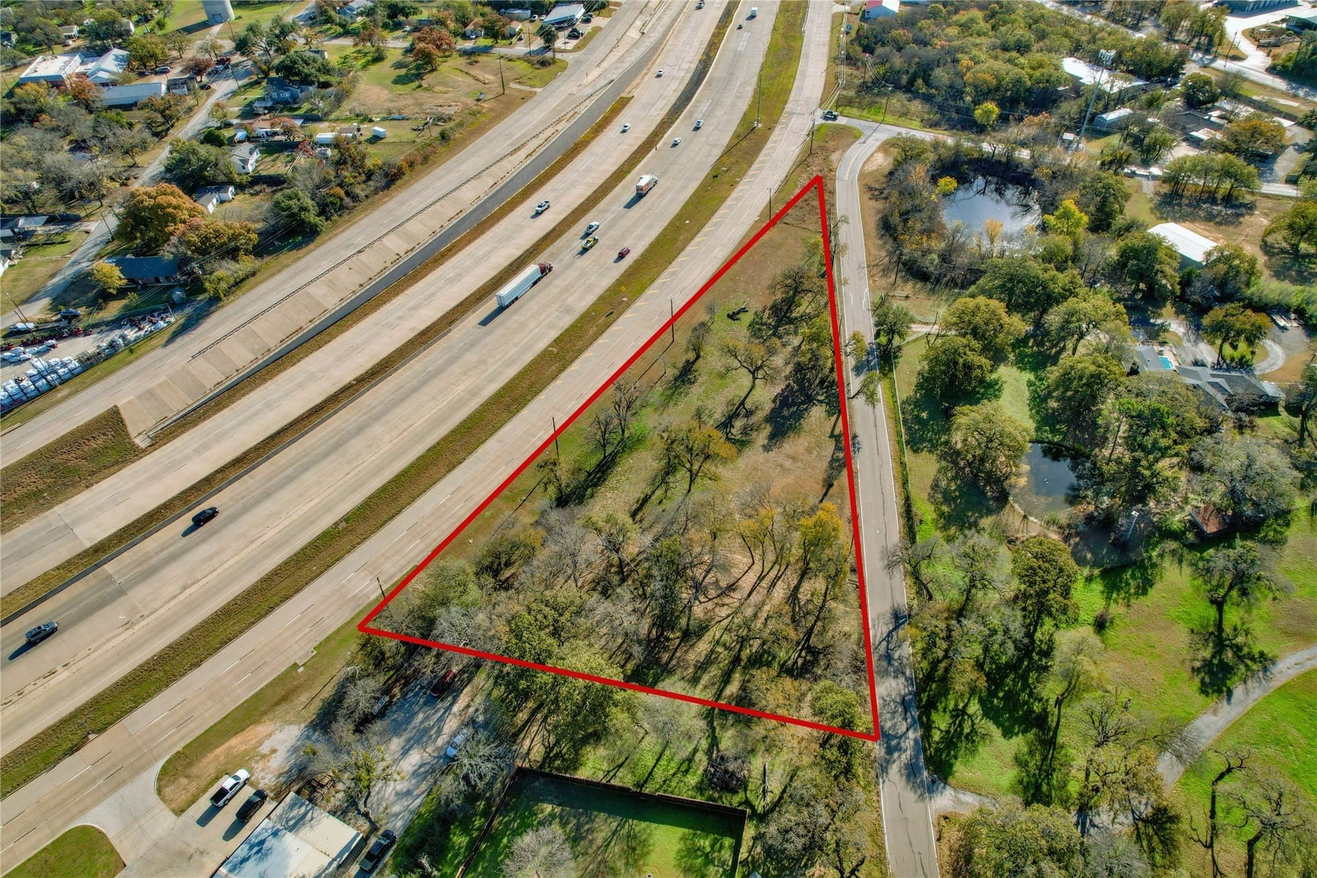 1.8 acres in Tarrant County gallery image 3