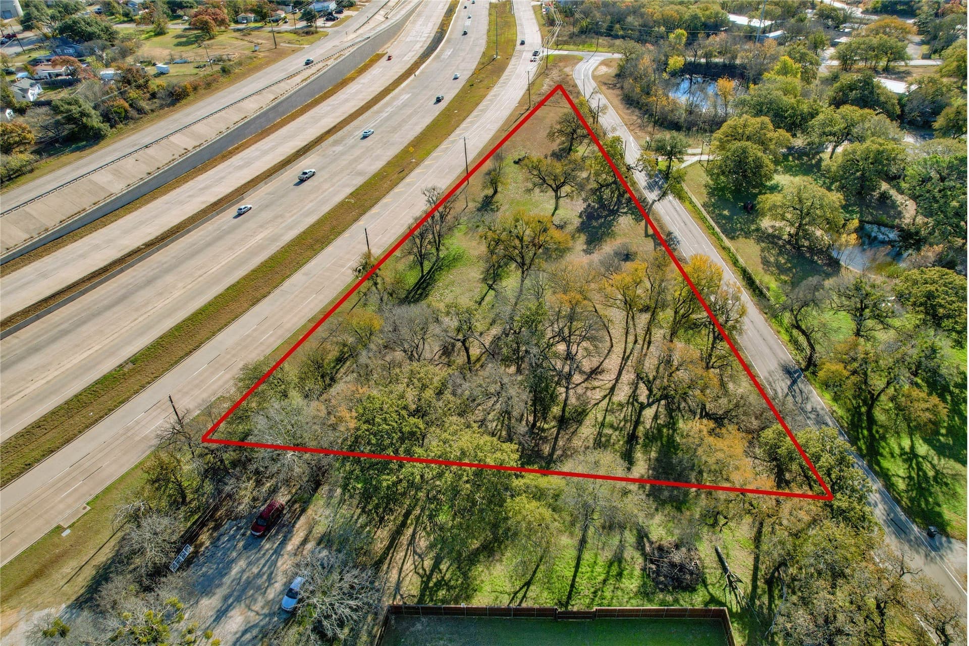 1.8 acres in Tarrant County gallery image 4