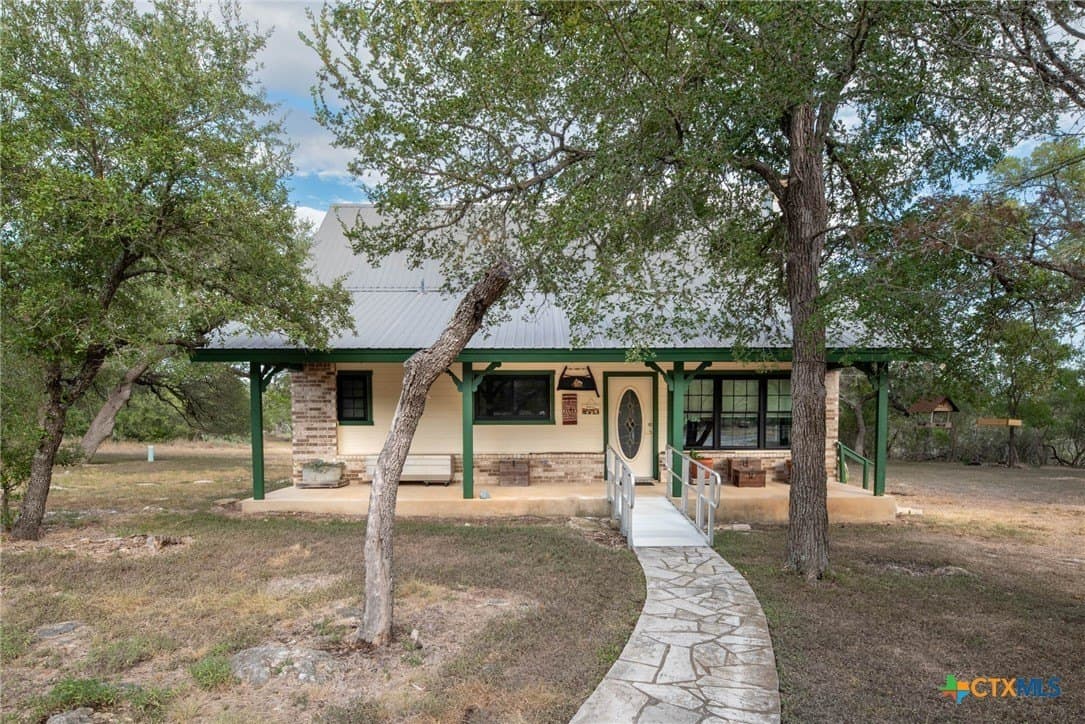 10.02 acres in Comal County - photo 30