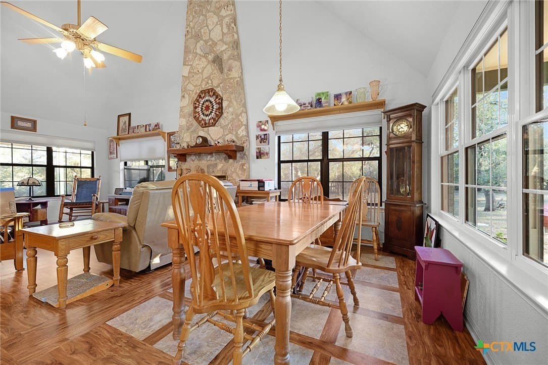 10.02 acres in Comal County - photo 3