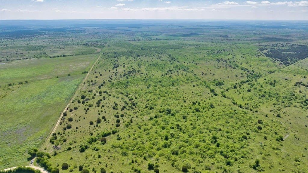 458 acres in Lampasas County gallery image 3