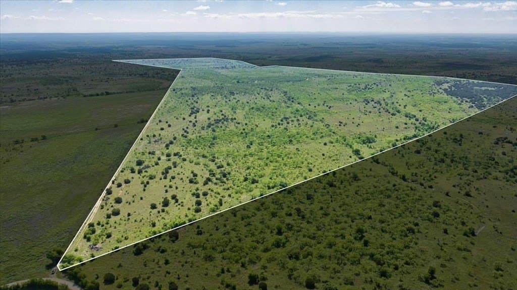 458 acres in Lampasas County gallery image 2