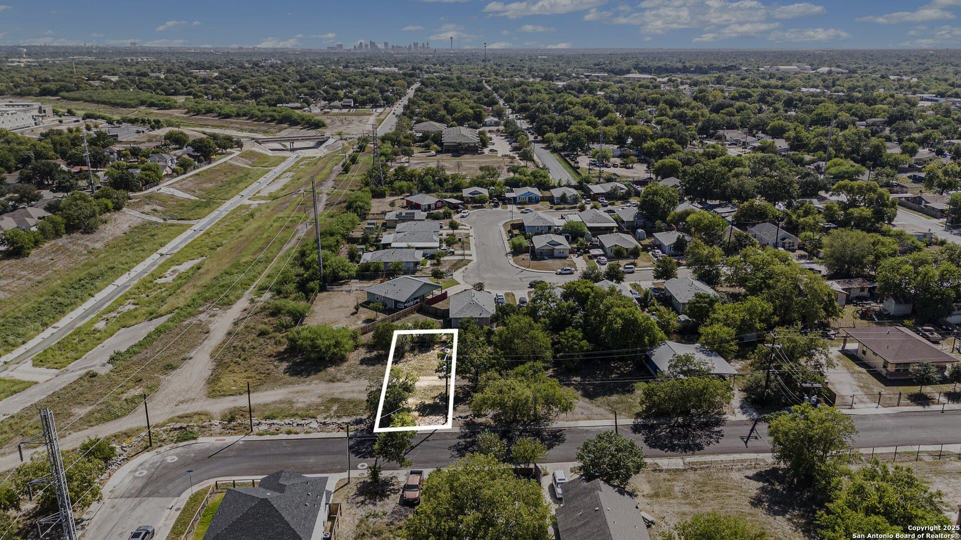 0.09 acres in Bexar County - photo 13